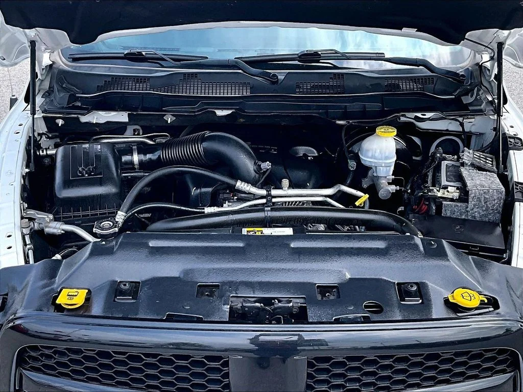 Used 2018 White Ram Night image 11