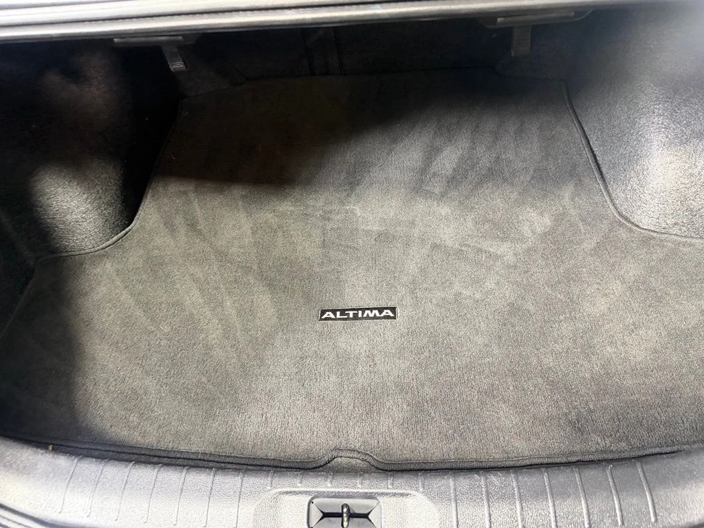 2025 Nissan Altima SV - Photo 28