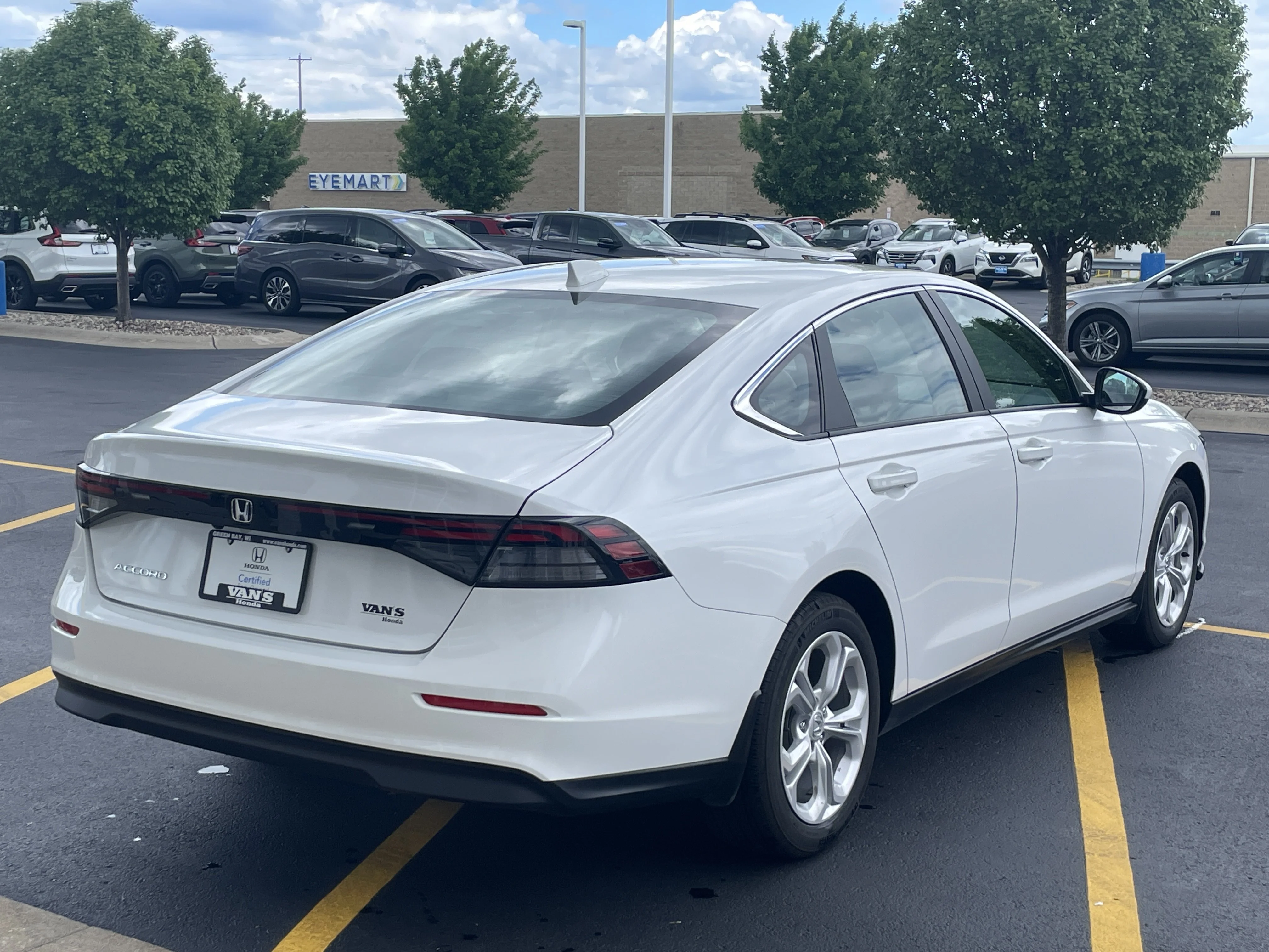 2025 Honda Accord LX - Photo 37