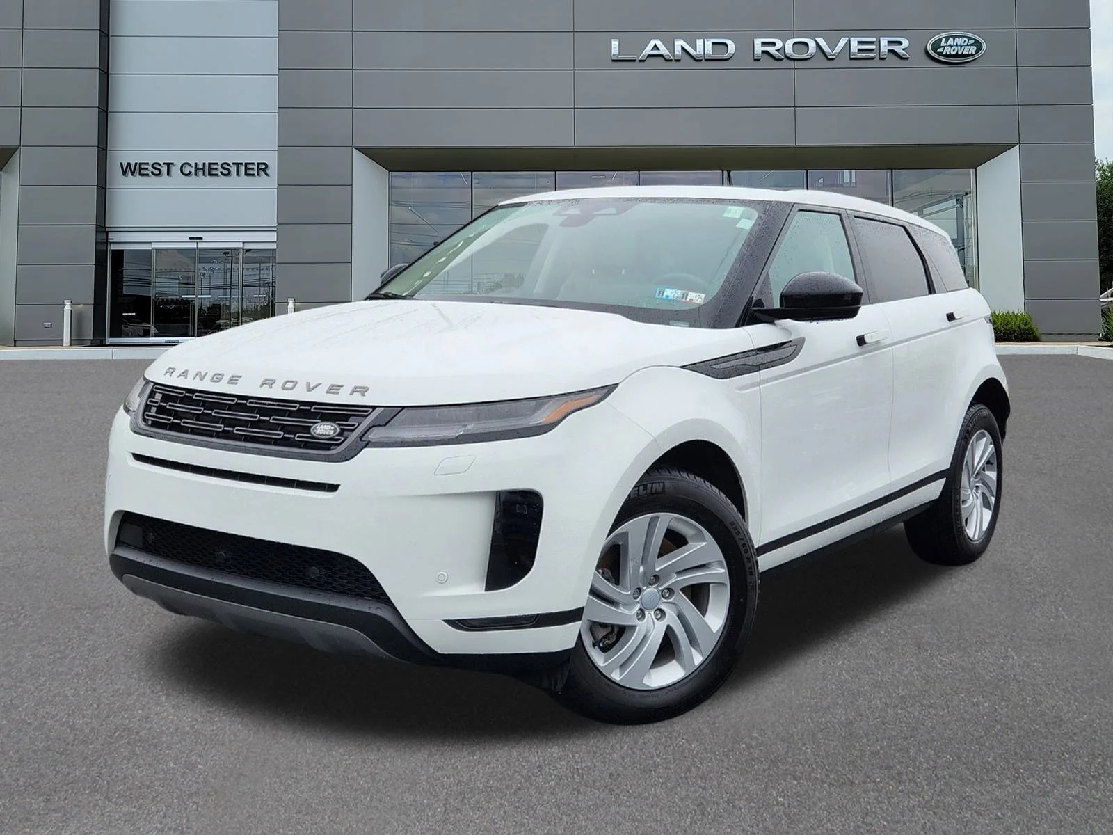2024 Land Rover Range Rover Evoque S's photo