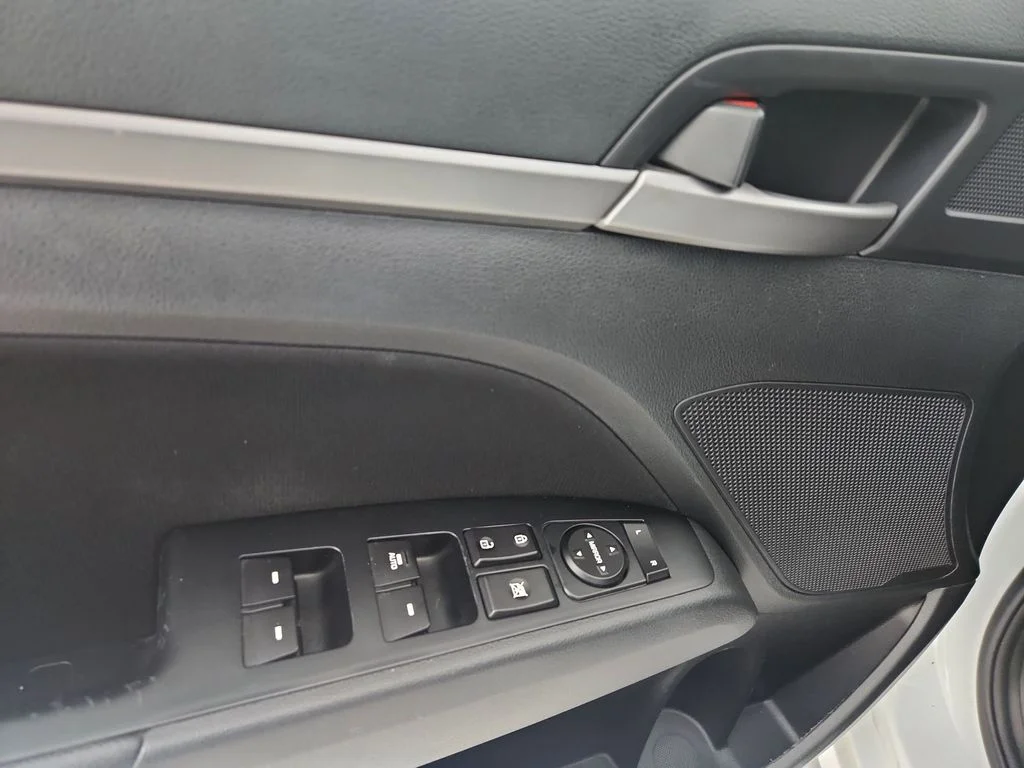 Used 2018 White Hyundai Value Edition image 23