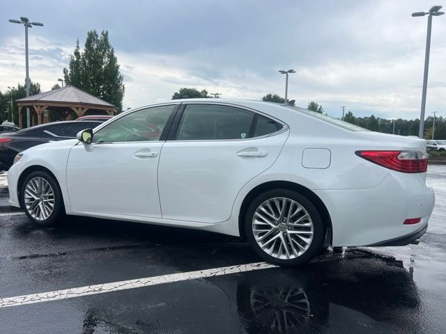 Used 2013 Starfire Pearl Lexus 350 image 8
