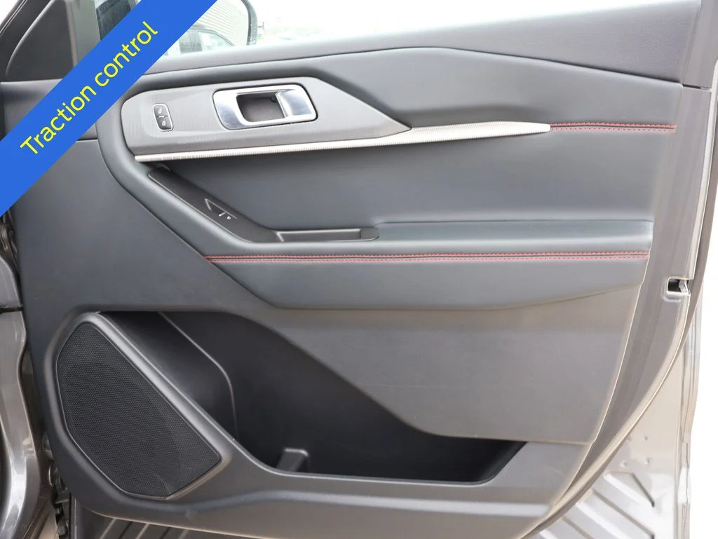 Certified Used 2025 Gray Metallic Ford ST-Line image 9
