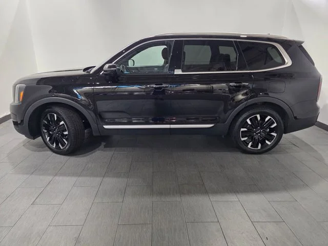 Used 2024 Black Kia SX image 2
