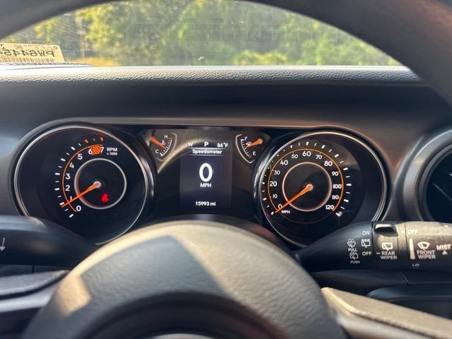 Used 2021 Blue Jeep Sport image 23