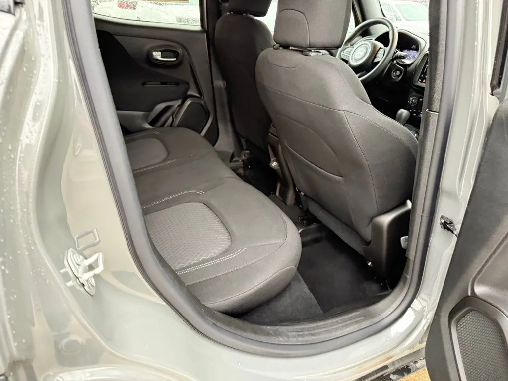 Used 2021 Gray Jeep Latitude image 25