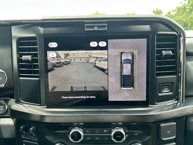 New 2026 Avalanche Ford F-350® Lariat® image 20