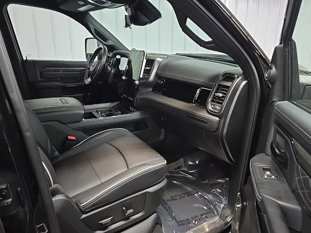 Used 2025 Black Ram Limited image 15