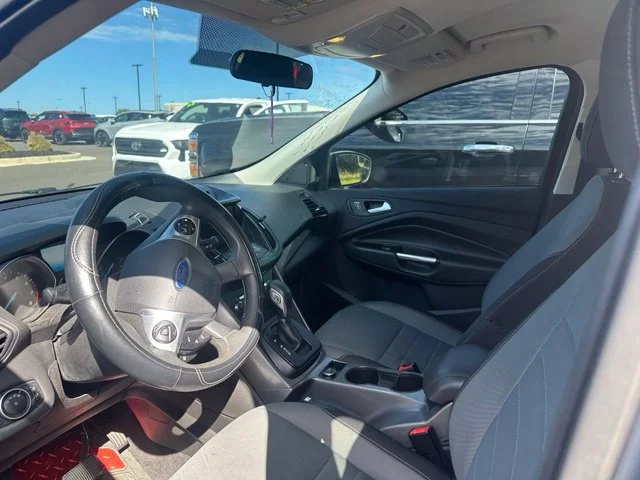 Used 2016 Silver Ford SE image 10