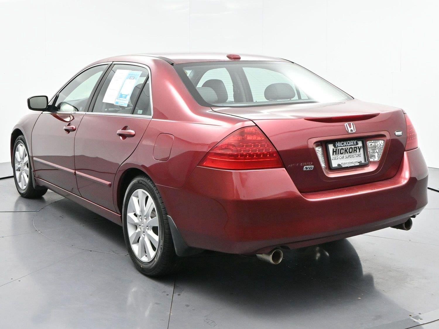 Used 2006 Red Honda EX-L V6 AT image 5