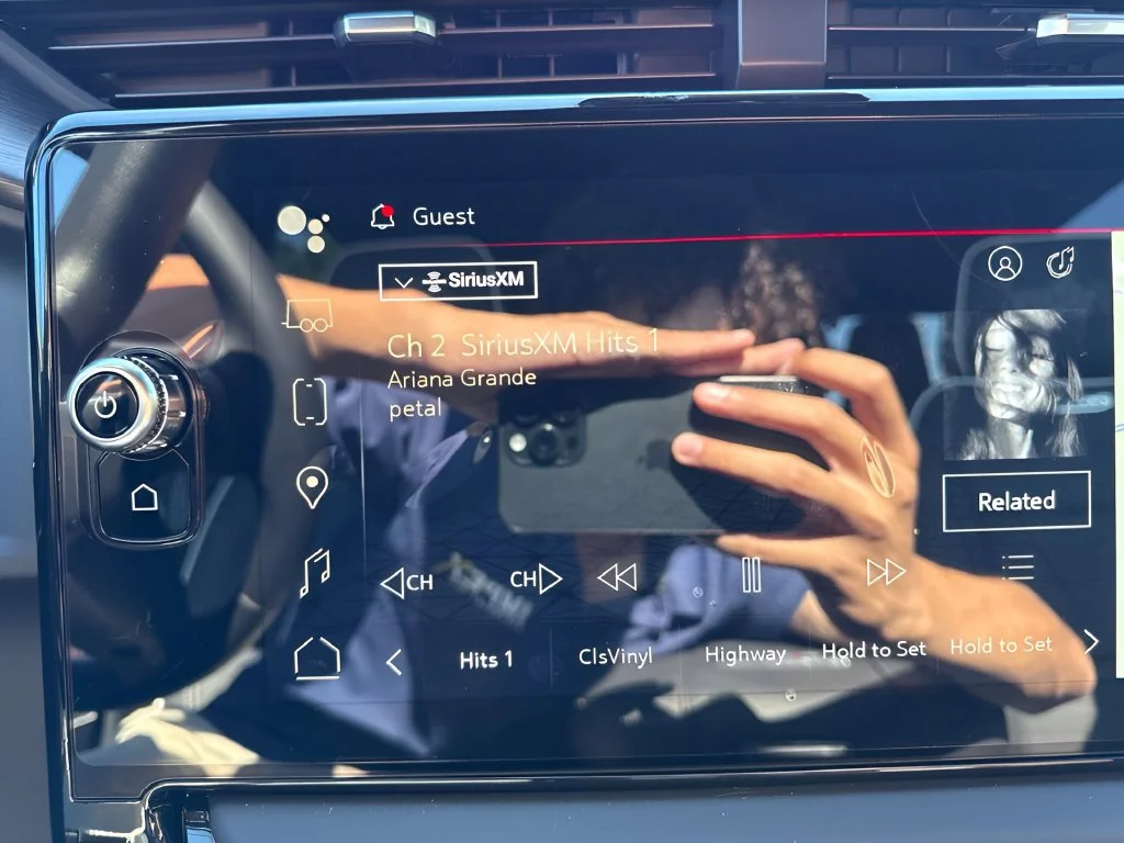 New 2026 Sterling Metallic GMC AT4X image 32