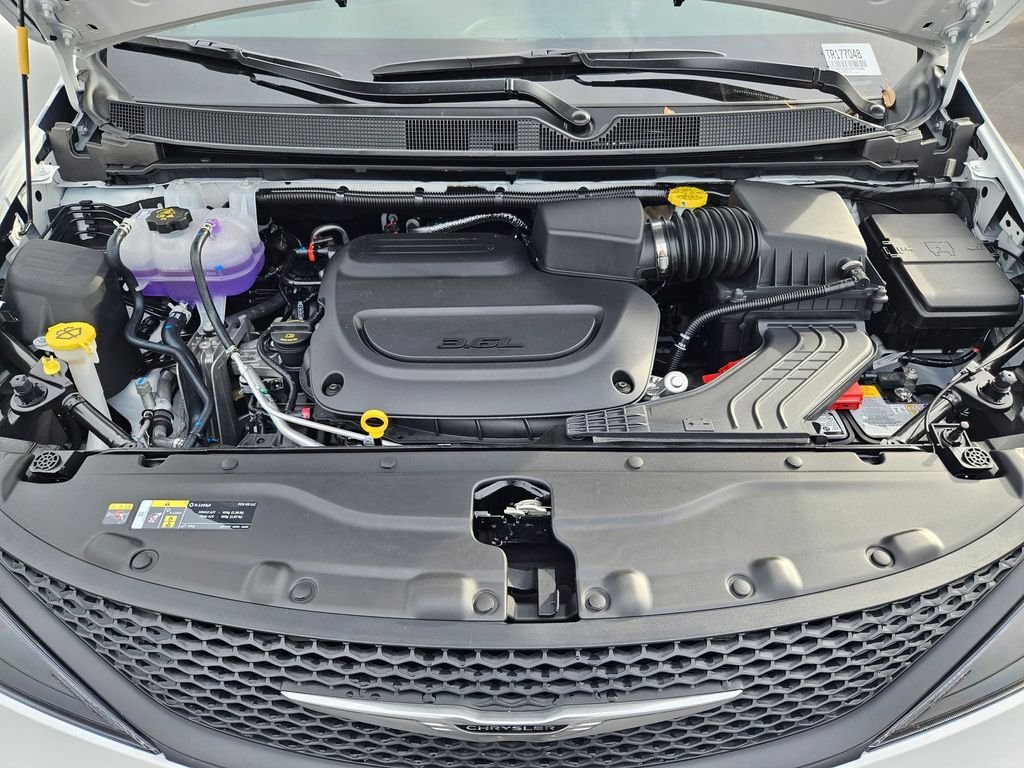 2026 Chrysler Voyager LX - Photo 39