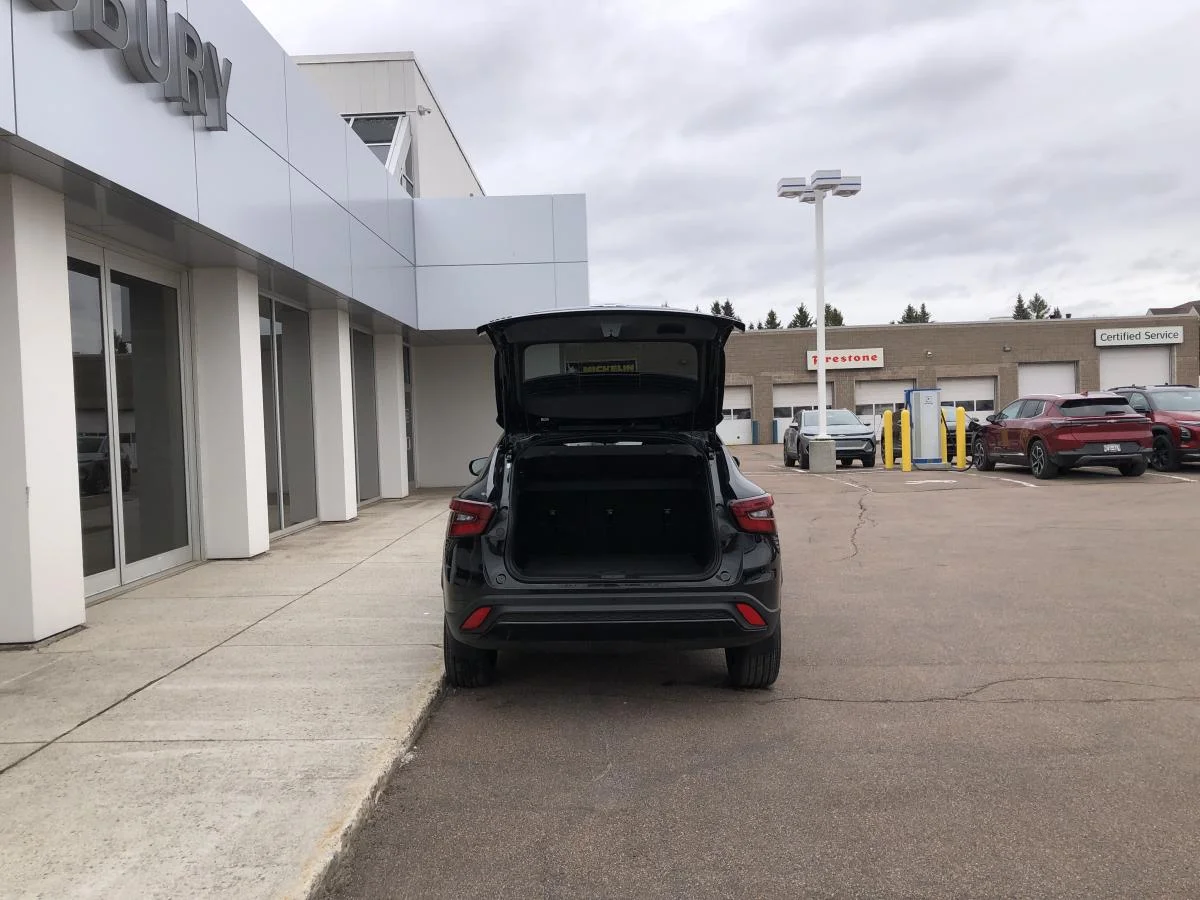 New 2026 Black Chevrolet Fwd 4dr 2rs image 7