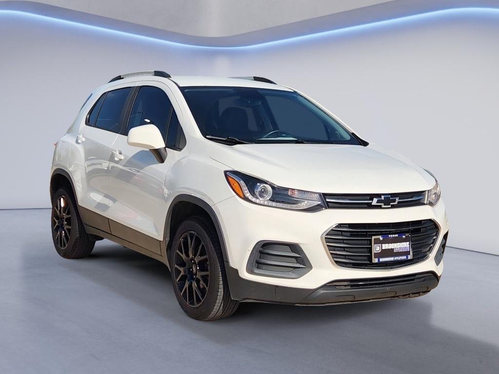 Used 2022 Summit White Chevrolet LT image 3