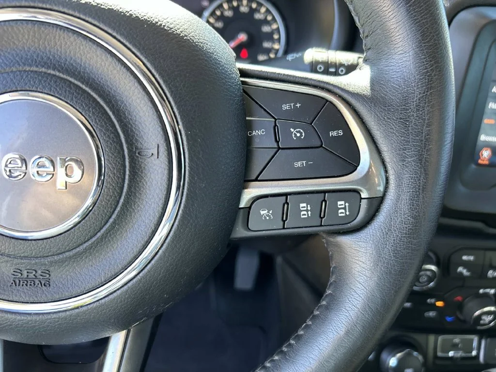 Used 2020 Gray Jeep Limited image 45