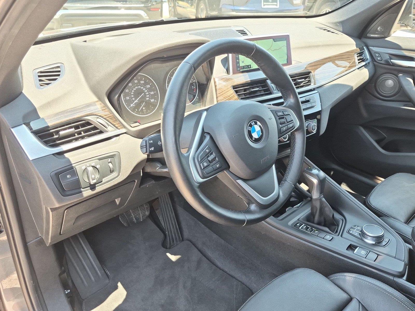 Used 2018 Mineral Gray Metallic BMW xDrive28i image 19