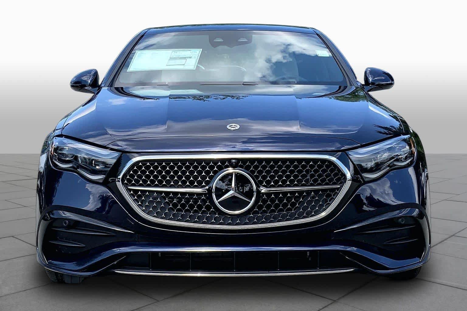 New 2027 Nautical Blue Metallic Mercedes-Benz E 450 image 3