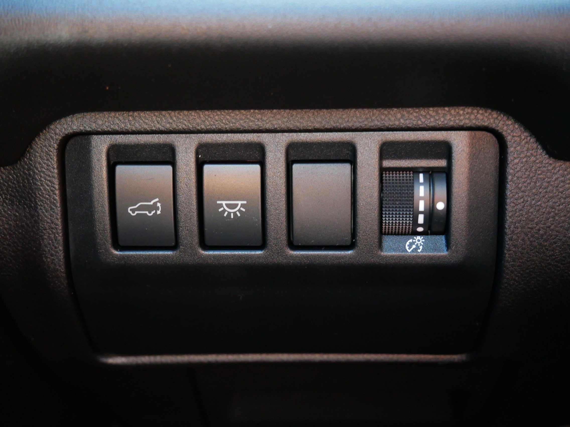 Used 2025 Crystal White Pearl Subaru Limited Bronze Edition image 26