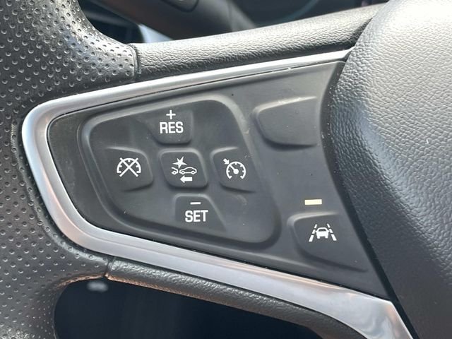 Used 2023 White Chevrolet LT image 19