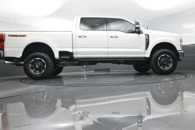 Used 2024 White Ford Lariat image 62