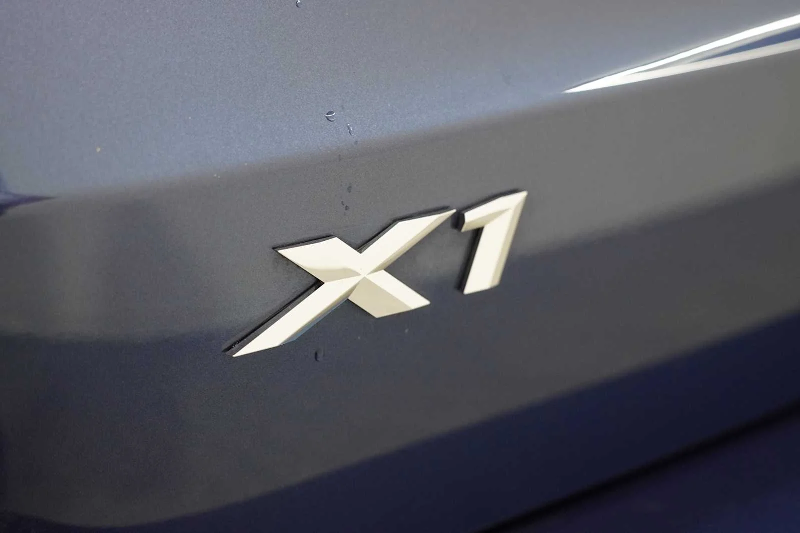 Used 2025 Phytonic Blue Metallic BMW xDrive28i image 9