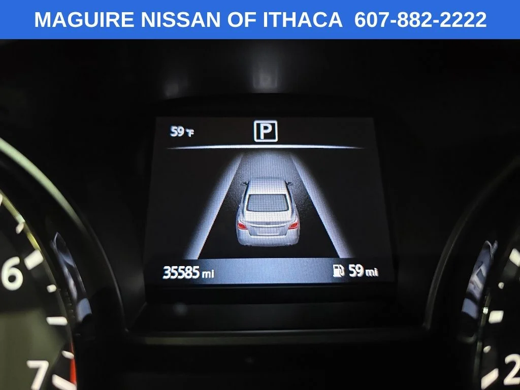 Used 2016 Silver Nissan 2.5 S image 22
