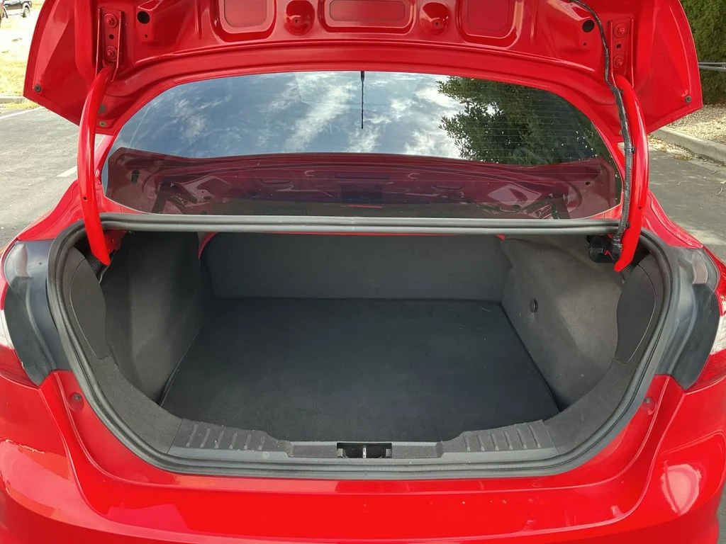 Used 2013 Red Ford SE image 20