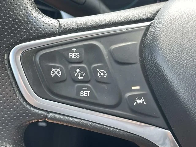 Used 2023 White Chevrolet LT image 19