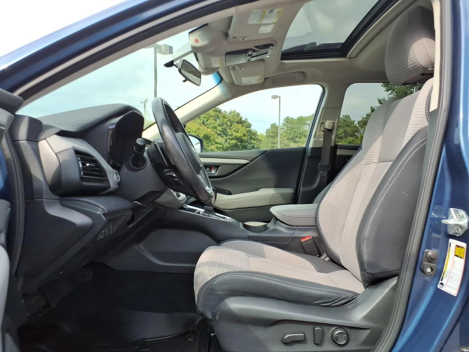 Used 2022 Abyss Blue Pearl Subaru Premium image 10