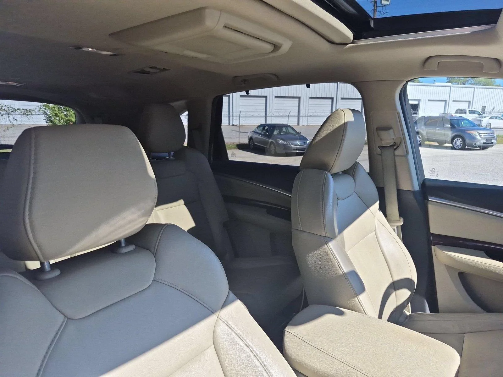 Used 2014 White Diamond Pearl Acura Tech/Entertainment Pkg image 34