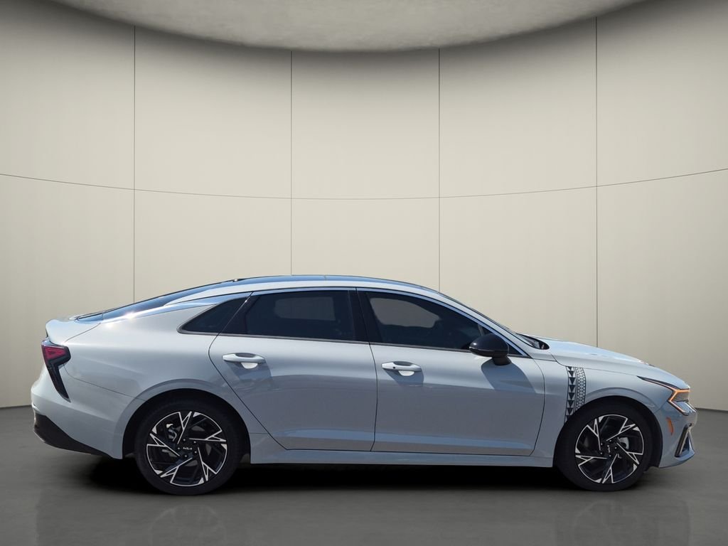 Used 2025 Gray Kia GT-Line image 8