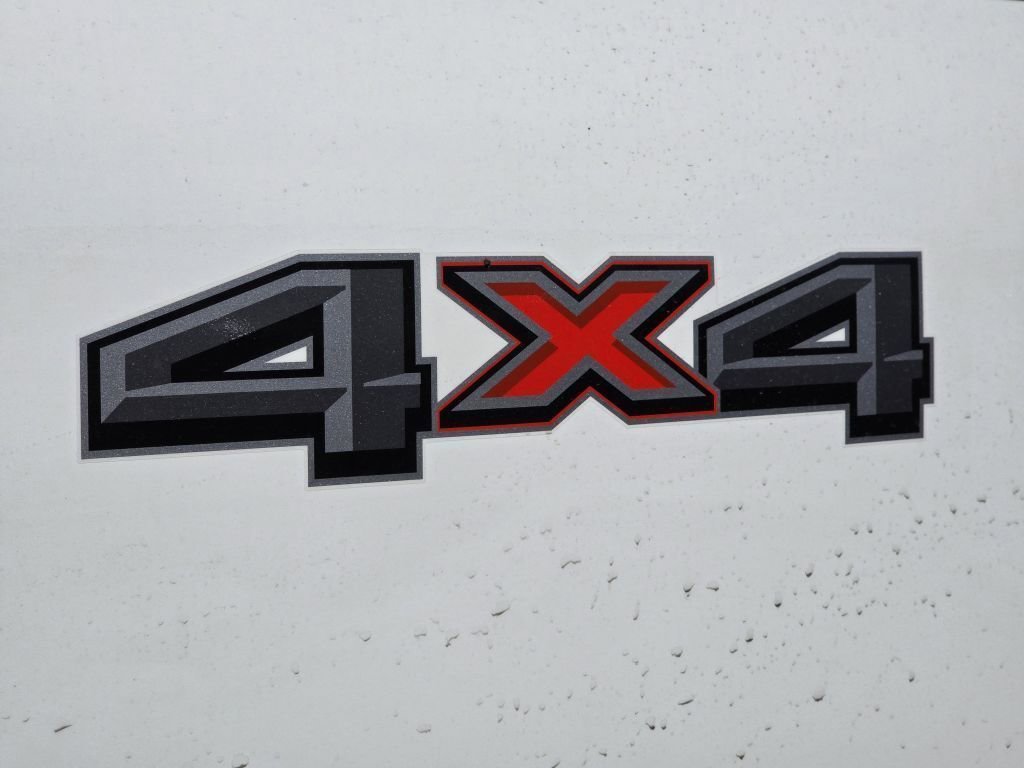 New 2026 Oxford White Ford XL image 23