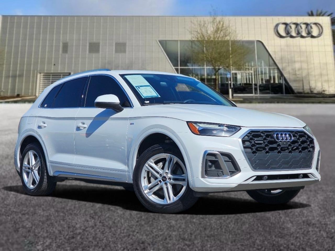 Used 2024 Glacier White Metallic Audi Premium Plus 55 TFSI e S line quattro S tronic image 1