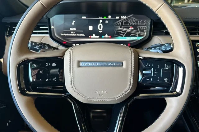 New 2026 Charente Grey Land Rover Dynamic SE image 23