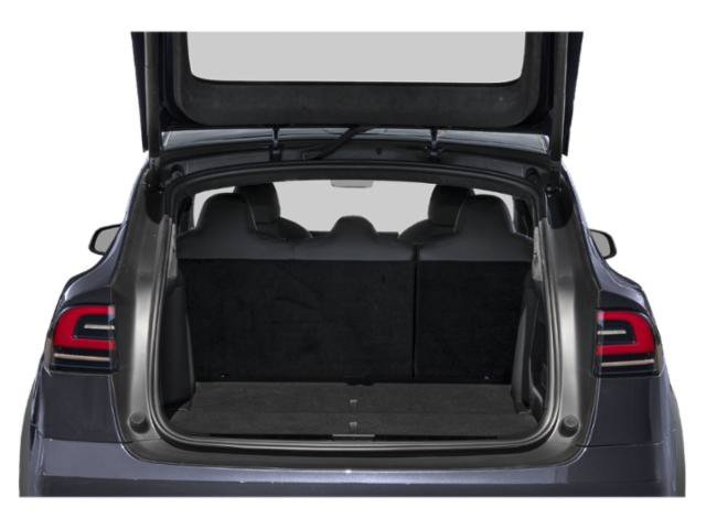 Used 2023 White Tesla  image 10