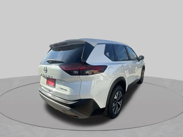 Used 2023 White Nissan SV image 3