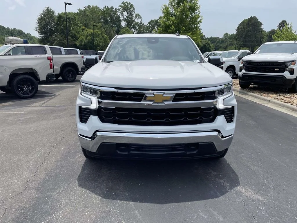 New 2026 Summit White Chevrolet LT image 2