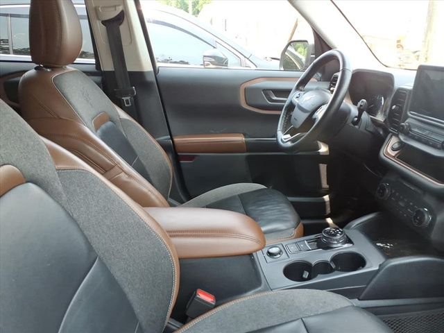 Used 2022 Black Ford Outer Banks image 18