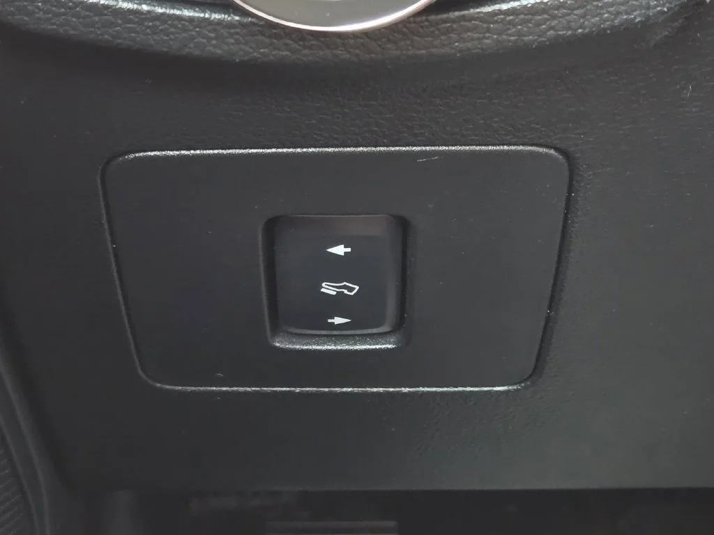 Used 2016 Shadow Black Ford XLT image 16