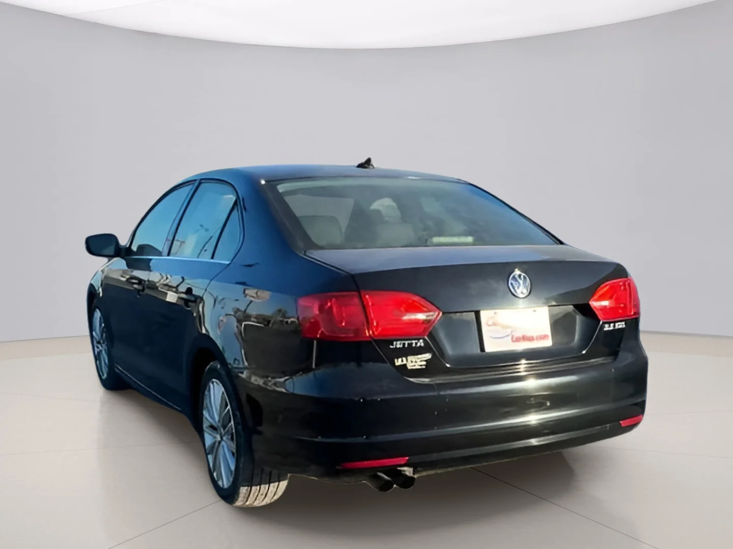 Used 2013 Black Volkswagen SEL image 7
