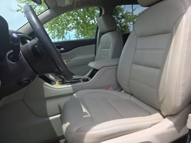 Used 2018 Red GMC Denali image 17