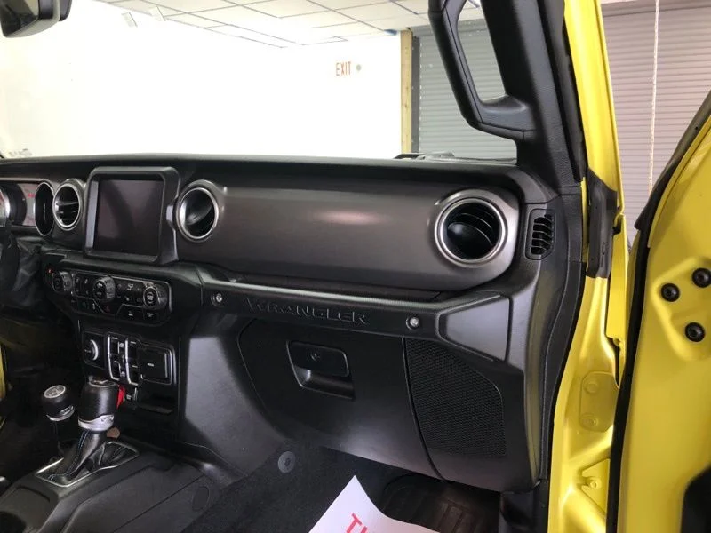Used 2023 Yellow Jeep Rubicon 4xe image 13