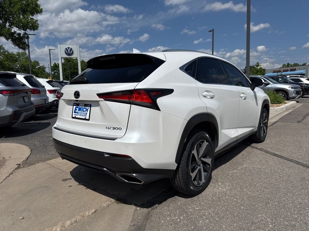 Used 2020 White Pearl Lexus 300 Base image 5