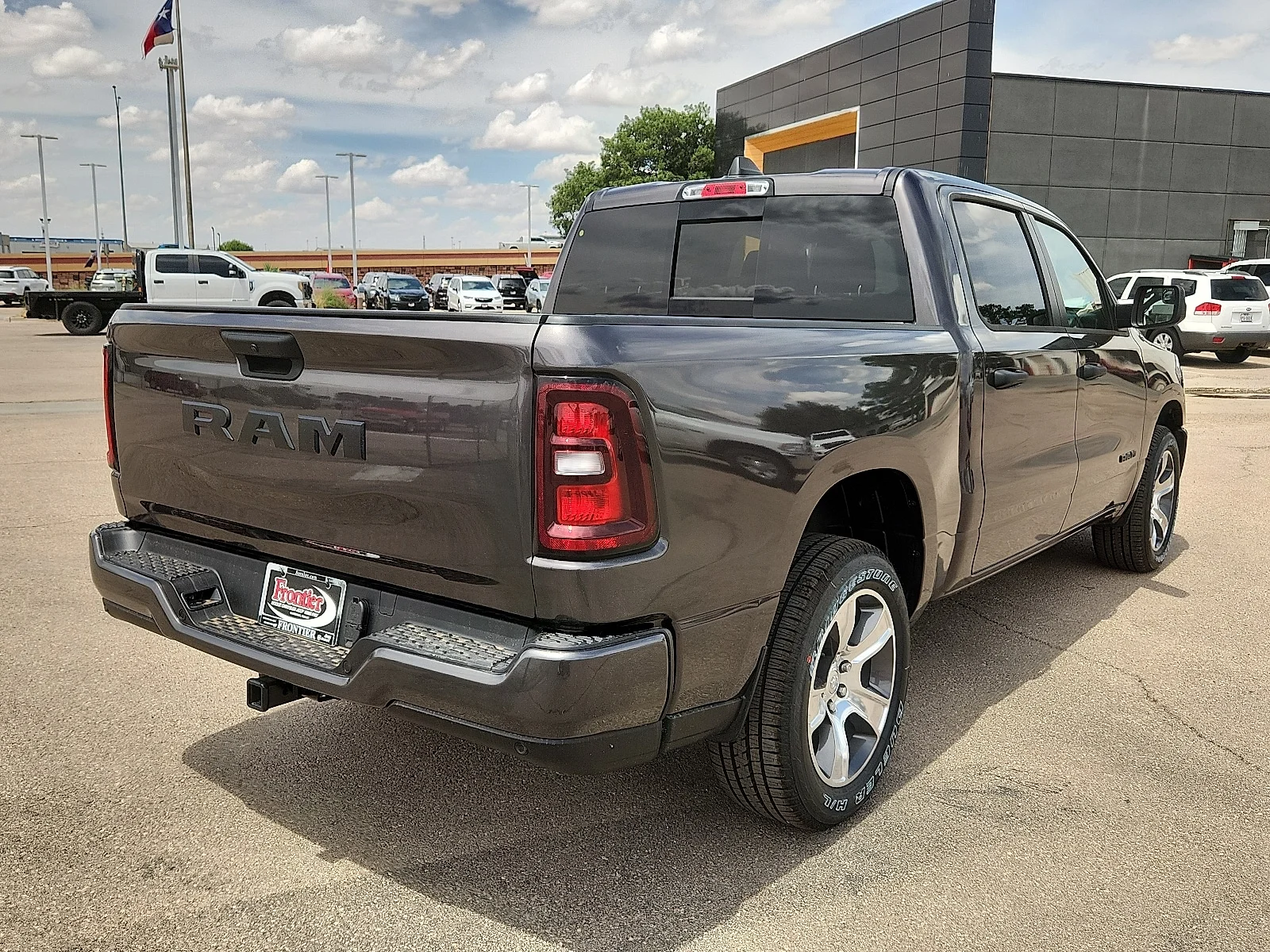 New 2026 Granite Crystal Metallic Clear-Coat  Paint Ram EXPRESS CREW CAB 4X2 5