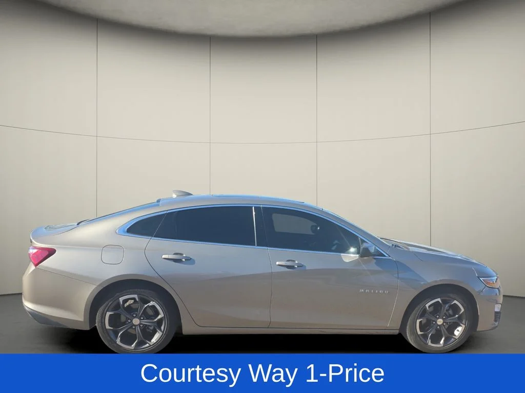 Used 2022 Gray Chevrolet LT image 11
