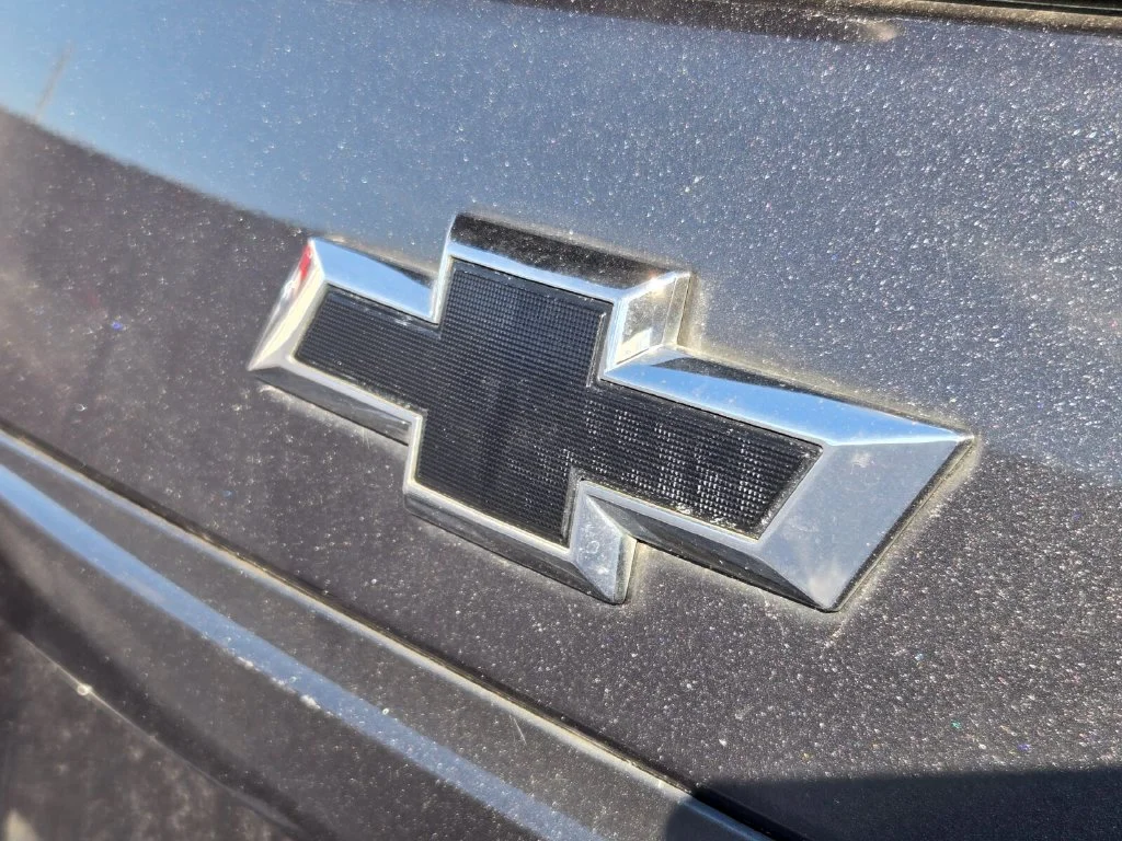 Used 2018 Gray Chevrolet LT image 10