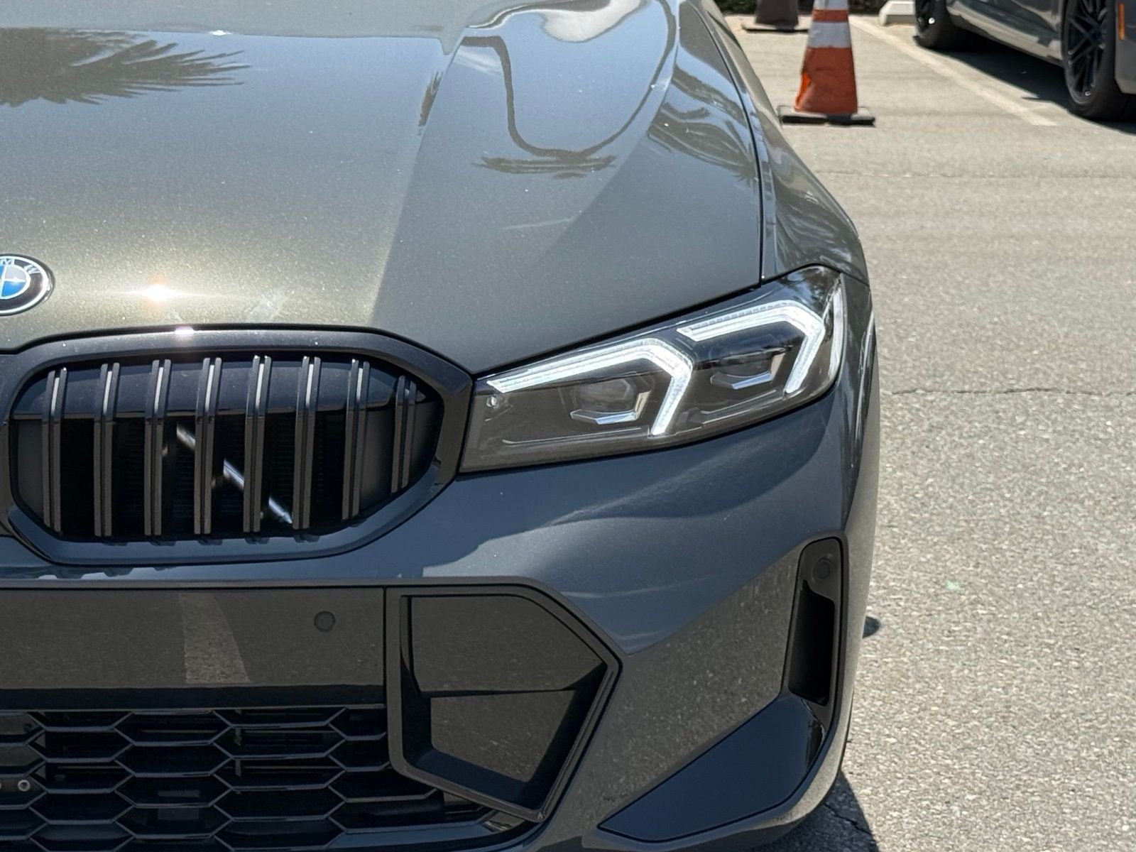 New 2026 Dravit Grey Metallic BMW 330i image 13