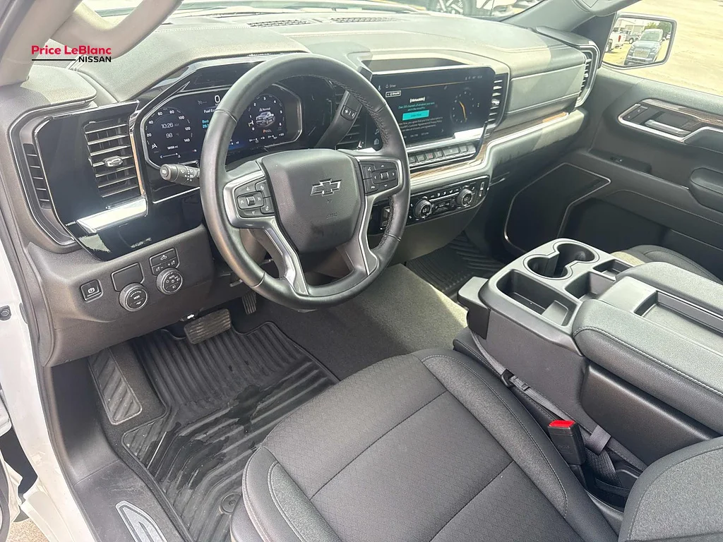 Used 2026 Summit White Chevrolet RST image 17