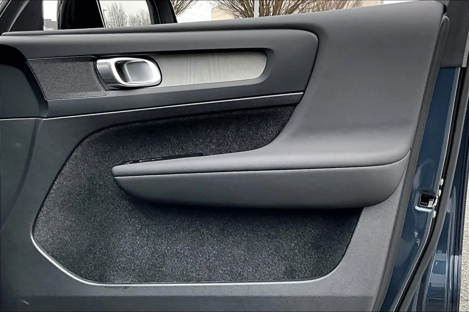 Used 2026 Denim Blue Volvo Core image 38