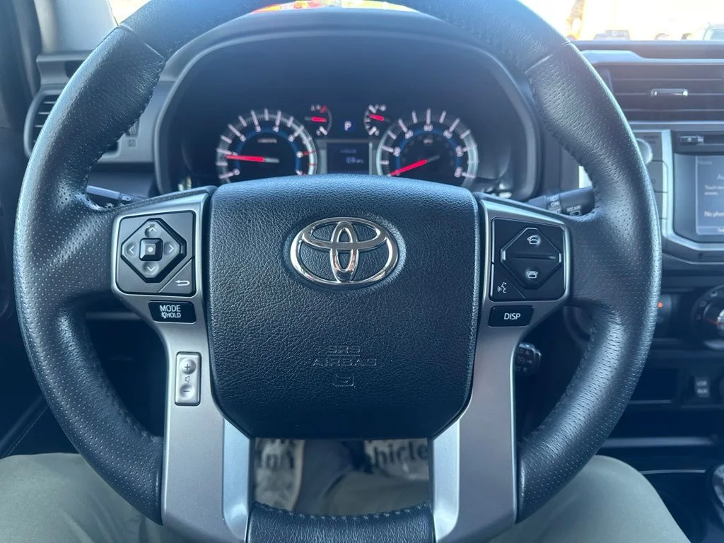 Certified Used 2018 Classic Silver Metallic Toyota SR5 image 20